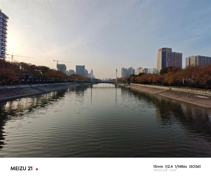 1.74mm四等边美的令人窒息！魅族21评测：新一代梦想机成了